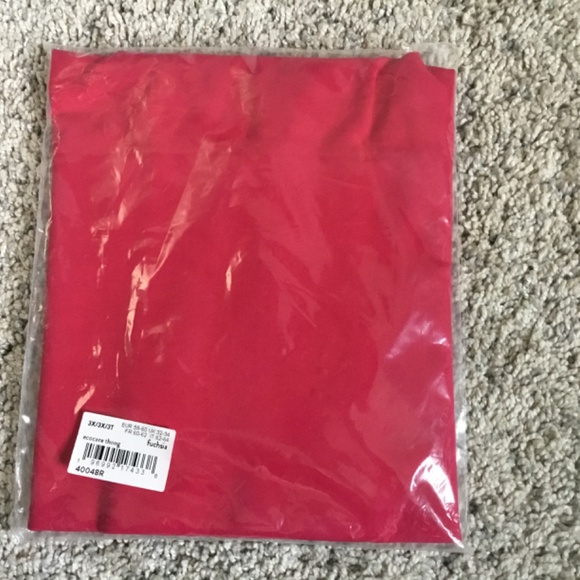 New SPANXshape ExtraOrdinary Thong Size 3X in Fuscia - Picture 4 of 4